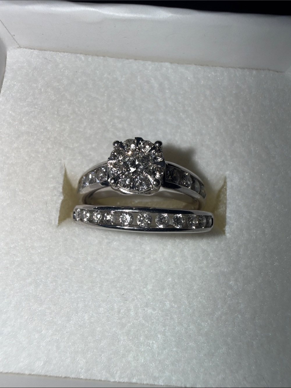 EUC | 10K WG Round 1 CT.T.W. Natural Diamond Side Stone Bridal Set | Size 6.5